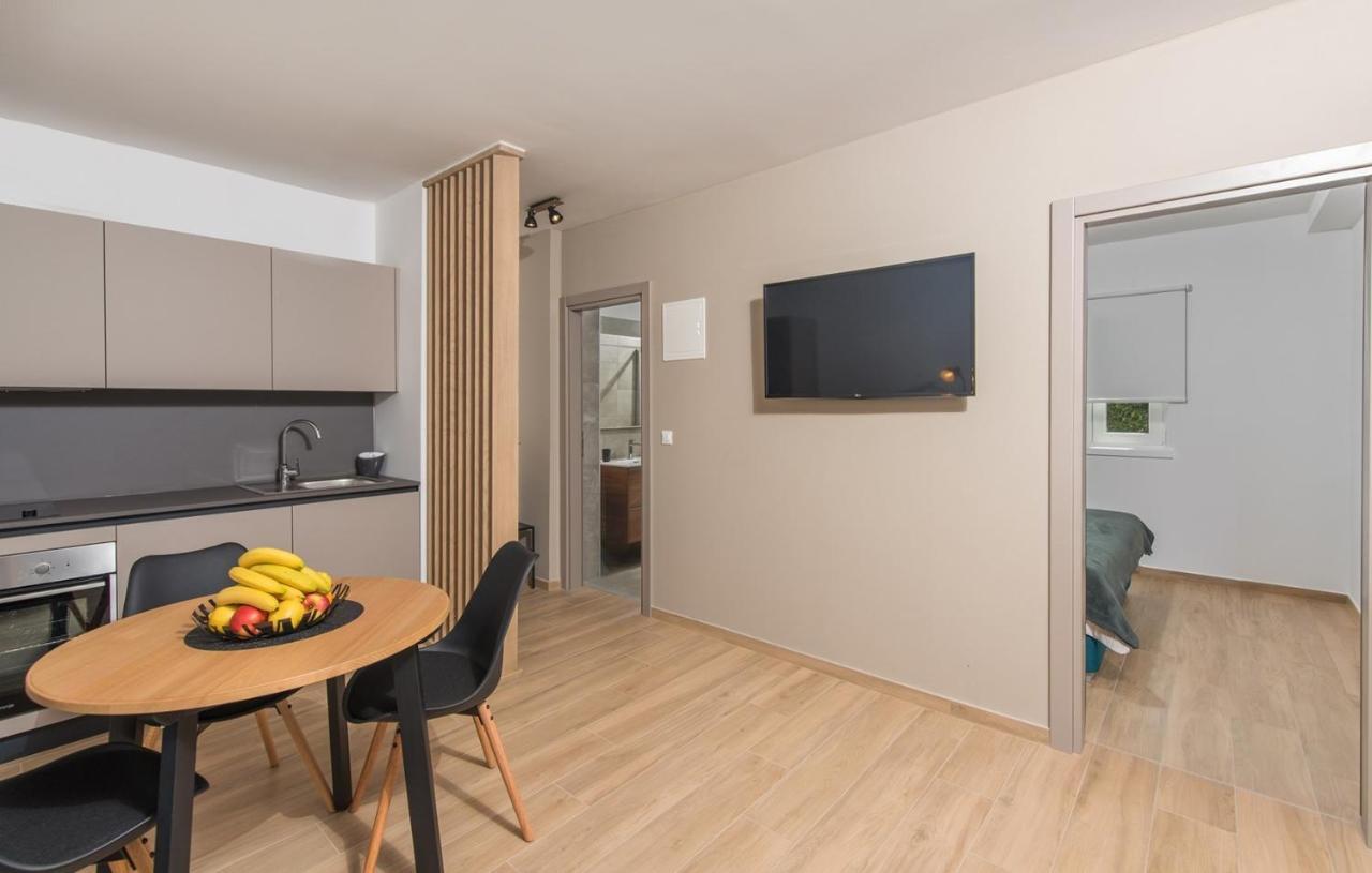 Apartment Vitamare ポレッチ エクステリア 写真