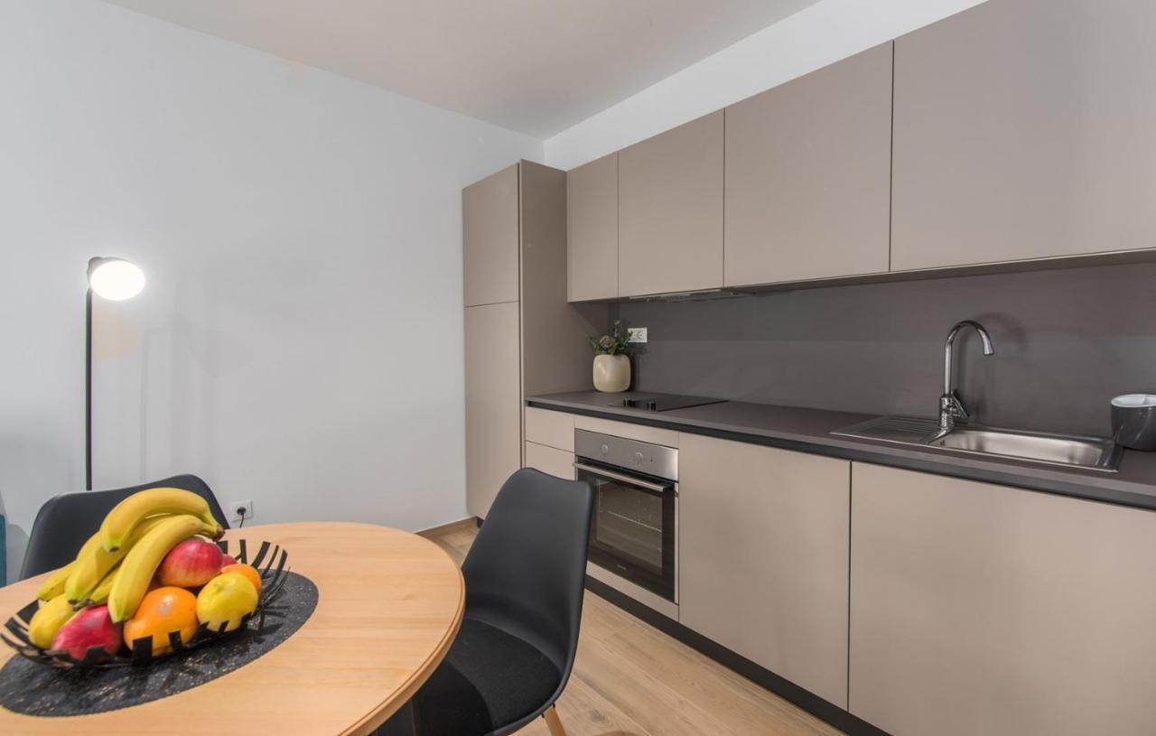 Apartment Vitamare ポレッチ エクステリア 写真